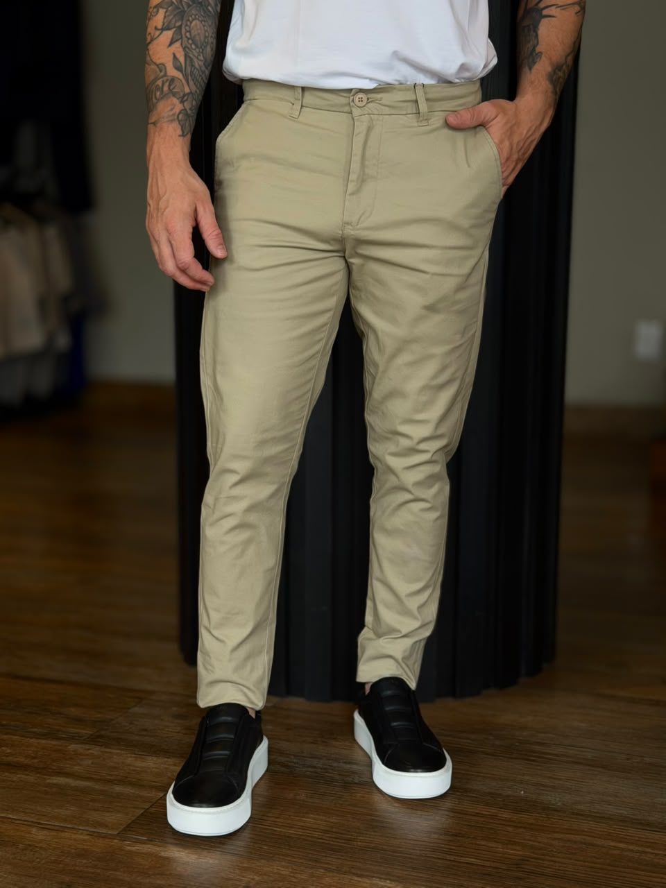 Calça Sarja Chino