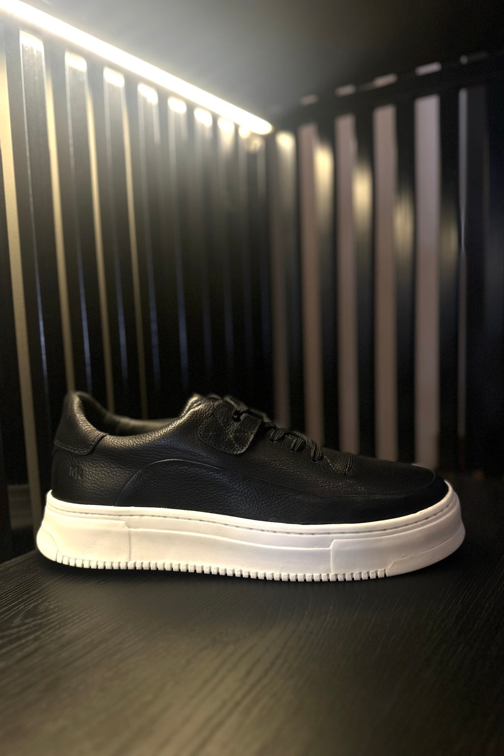 Sneaker Black Mk
