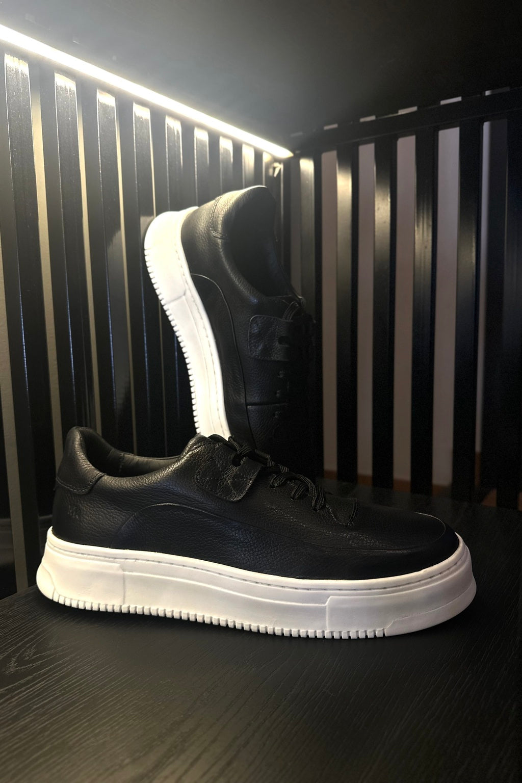 Sneaker Black Mk