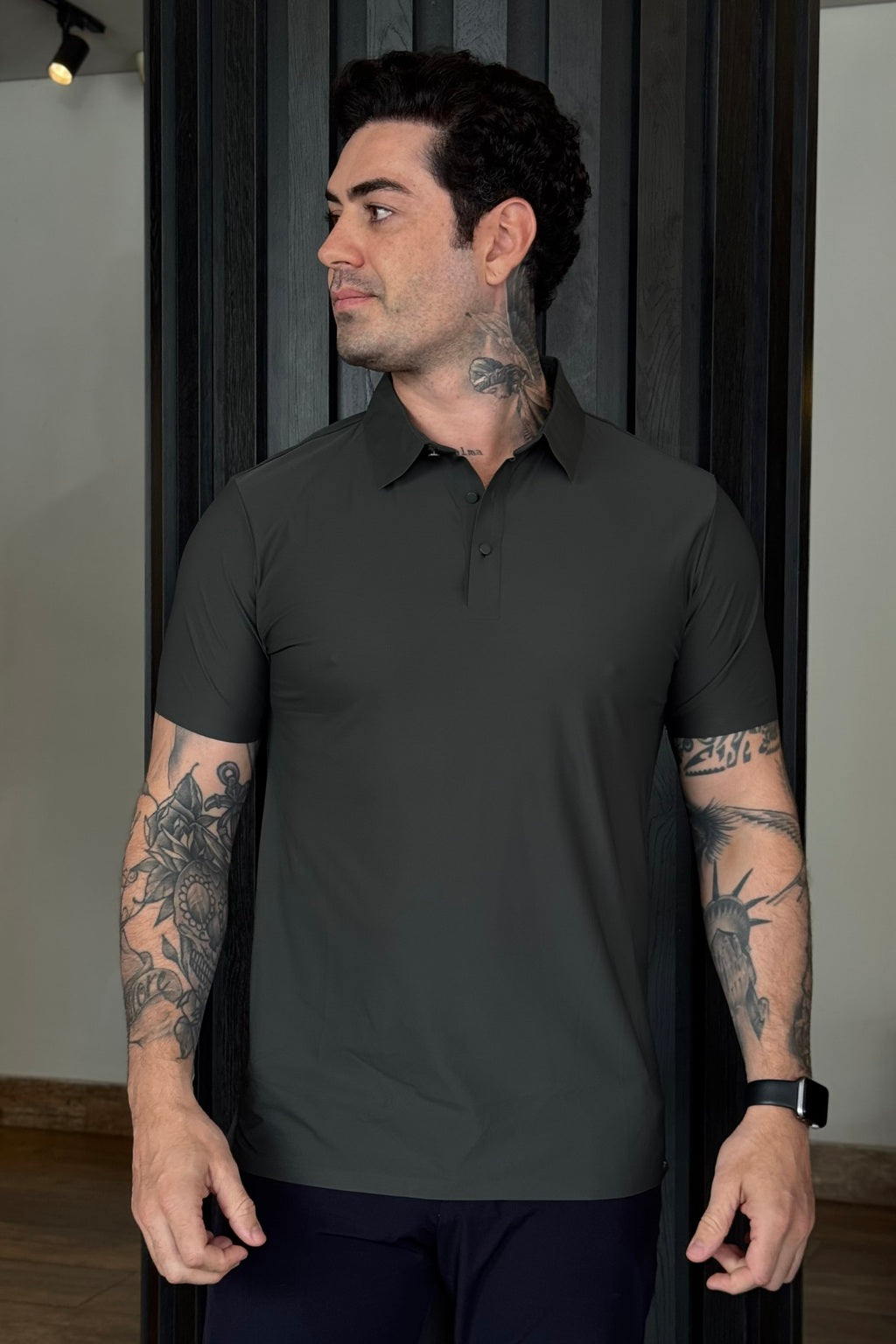Polo Botão Tech